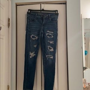 American eagle distressed jeans